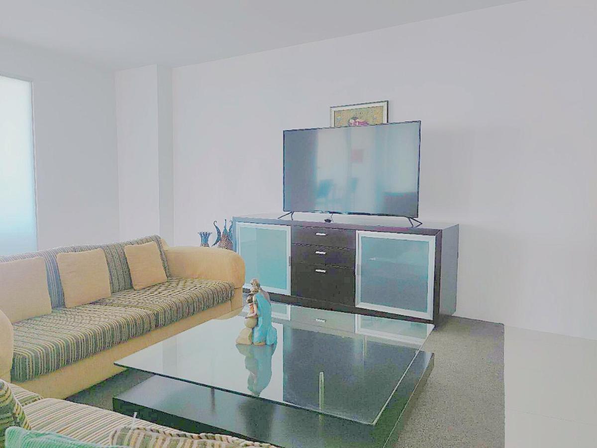 Serain Residences On 9 Hamilton Avenue Gold Coast Kültér fotó