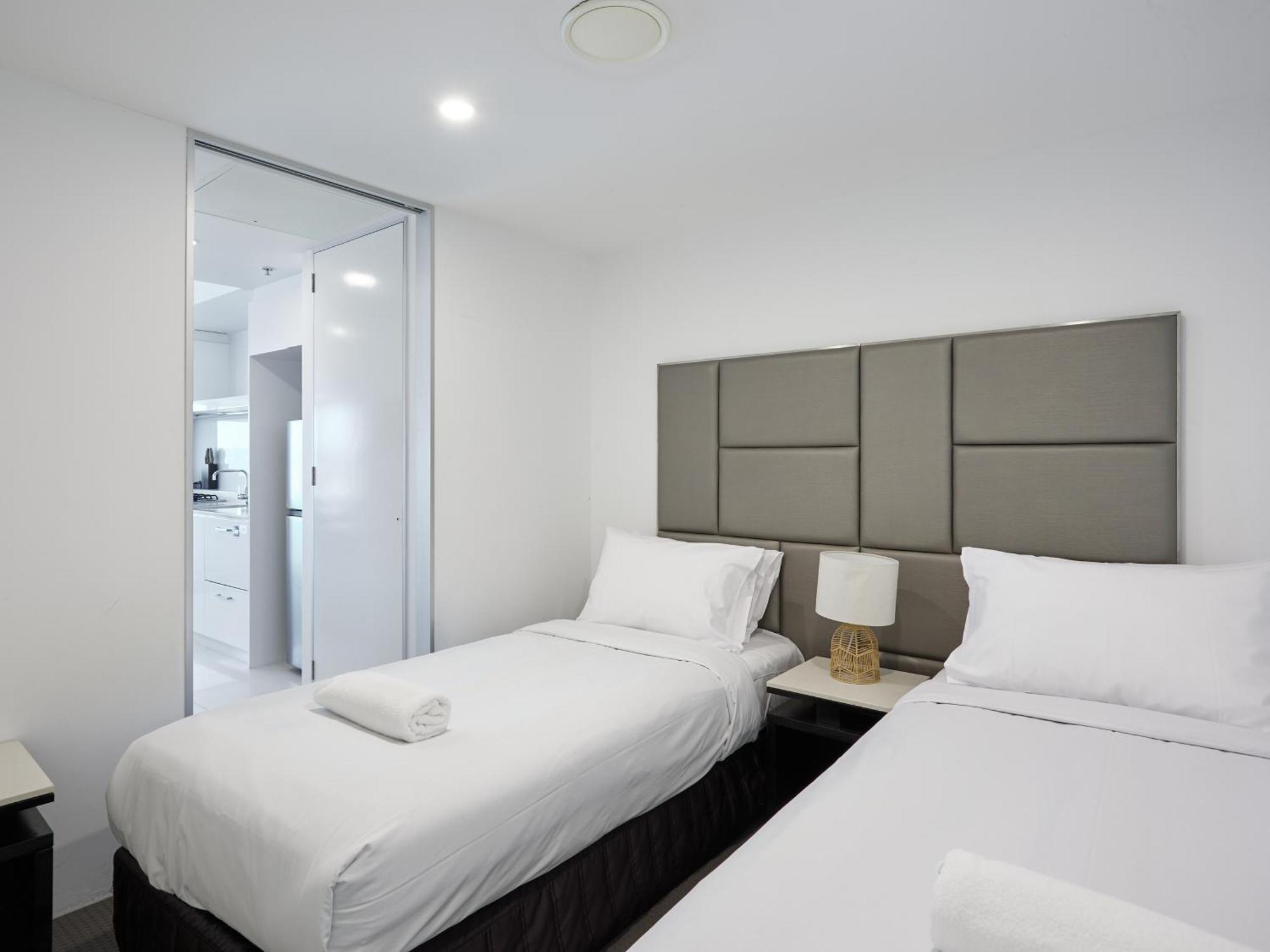 Serain Residences On 9 Hamilton Avenue Gold Coast Kültér fotó