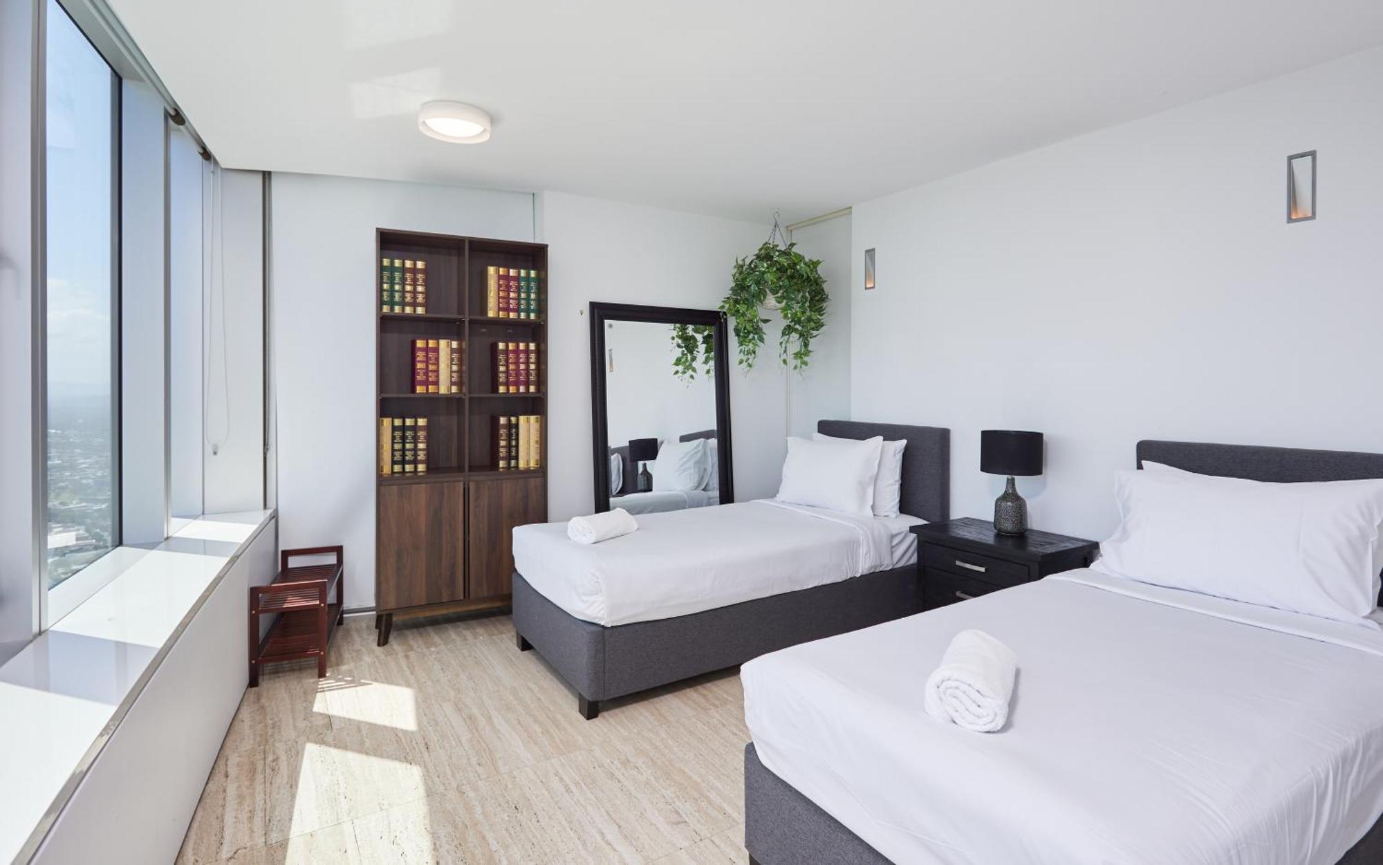 Serain Residences On 9 Hamilton Avenue Gold Coast Kültér fotó