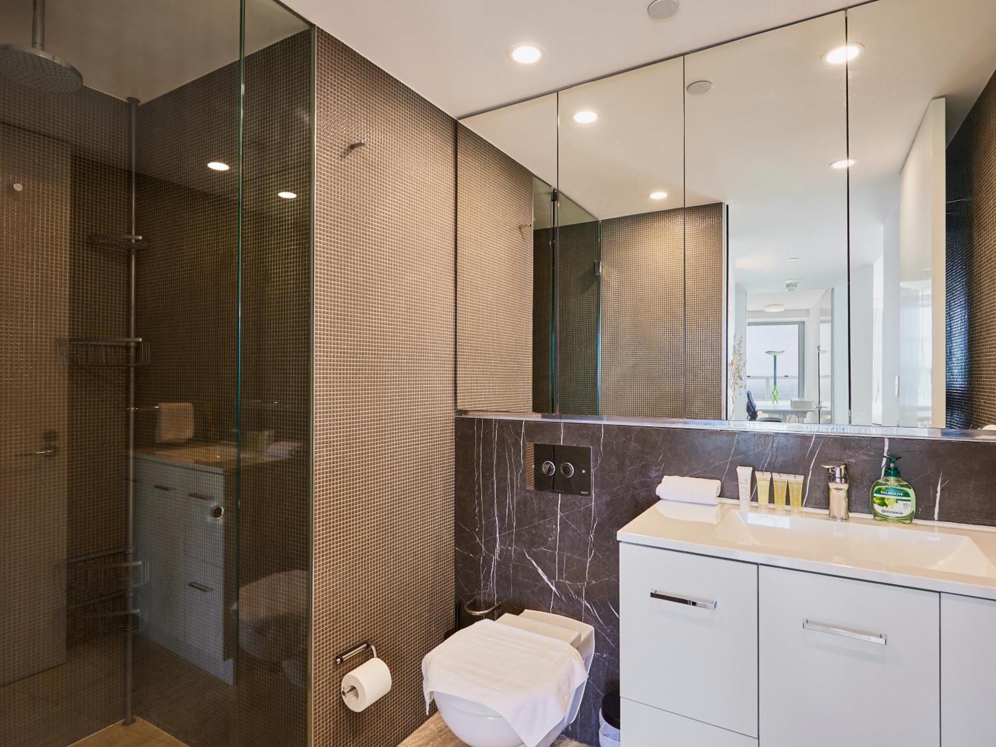 Serain Residences On 9 Hamilton Avenue Gold Coast Kültér fotó