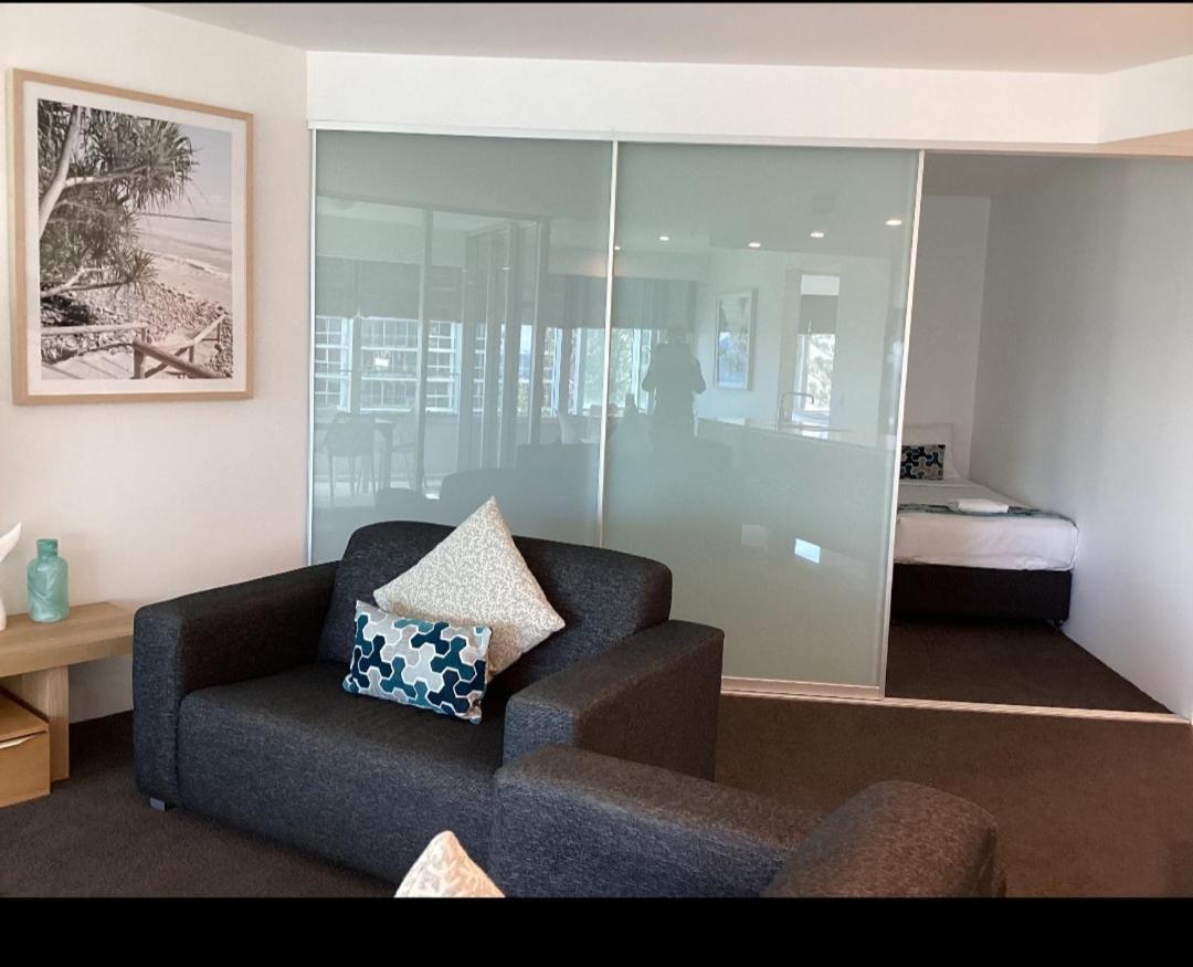 Serain Residences On 9 Hamilton Avenue Gold Coast Kültér fotó