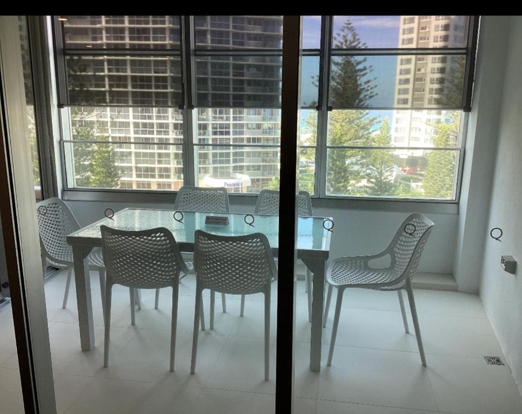 Serain Residences On 9 Hamilton Avenue Gold Coast Kültér fotó